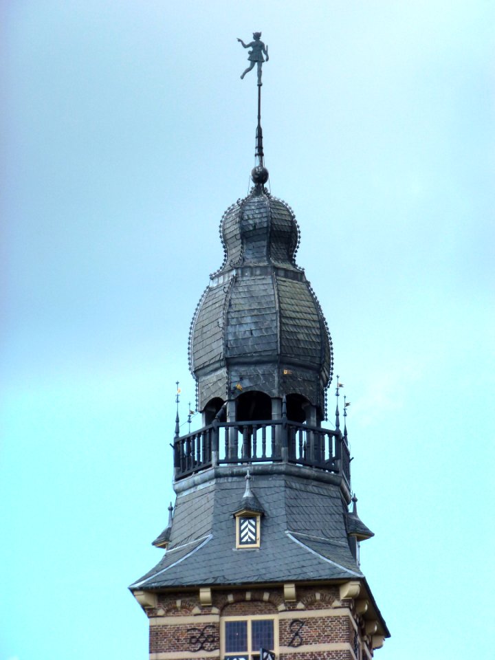 Kasteel Wijchen 14, de opmerkelijke torenspits