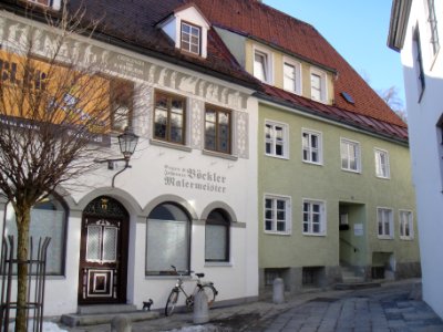 Kaufbeuren, Crescentiaplatz 9
