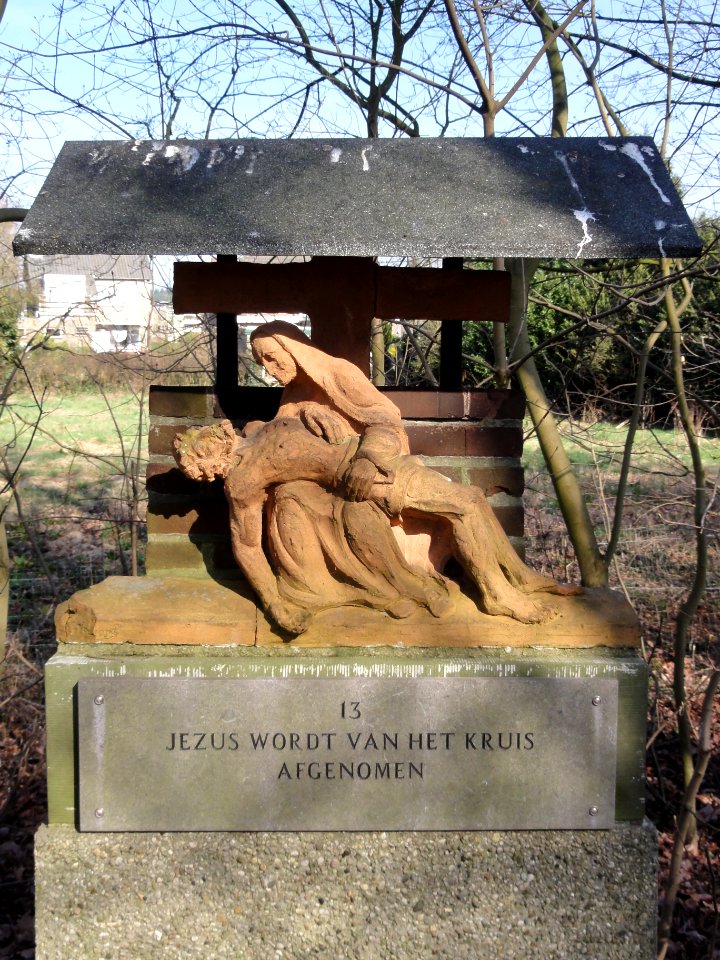Katwijk (Cuijk, N-Br, NL) Kruiswegpark, statie 13
