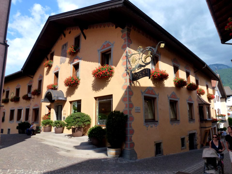 Kastelruth-Goldenes-Rössl