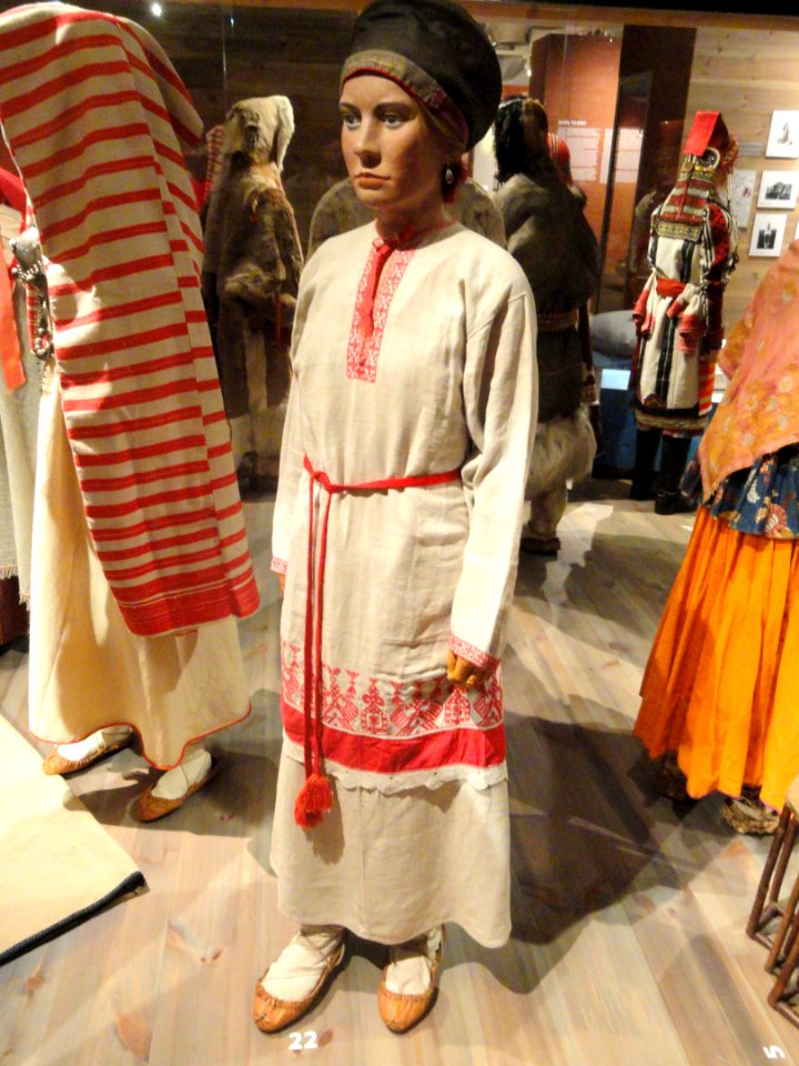 Kattila, Ingria, 1892 - Finnic dress - Museum of Cultures (Helsinki) - DSC04817