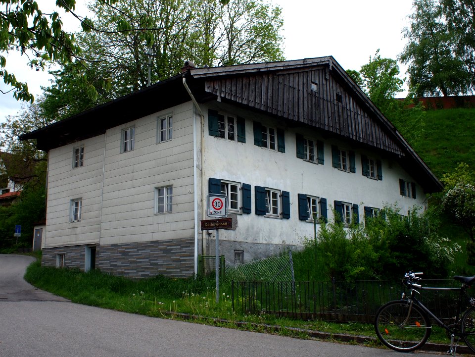 Kellergasse 2