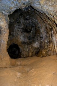Kellerberghöhle (A 37) 69