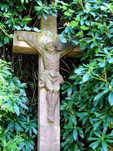 Kelkheim, Wegkreuz Gimbacher Weg 7, Kreuz