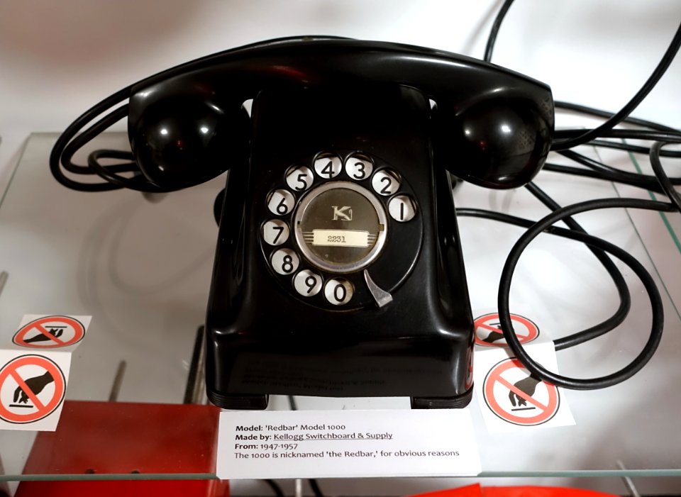 Kellogg 1000 Redbar, 1947-1957 - Telephone Museum - Waltham, Massachusetts -DSC08205