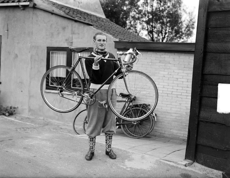 Kees Broekman per fiets naar Noorwegen, Bestanddeelnr 934-5276
