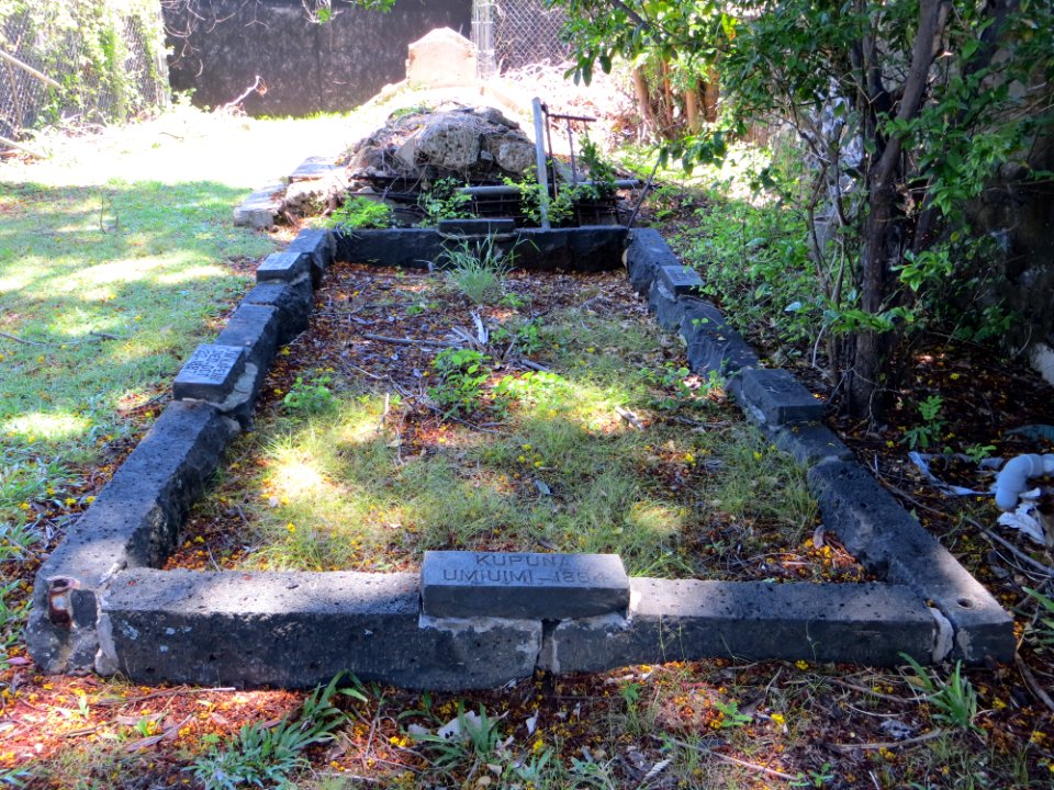KawaiahaoChurchcemetery-Kapenafamily-Kapena-tombplot