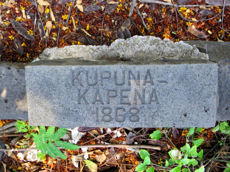 KawaiahaoChurchcemetery-Kapenafamily-Kapena-kupuna1868
