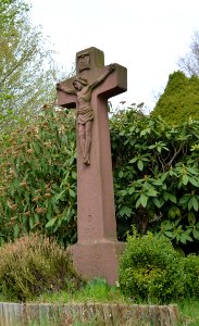 Kelkheim, Hauptfriefhof, Kreuz 1978