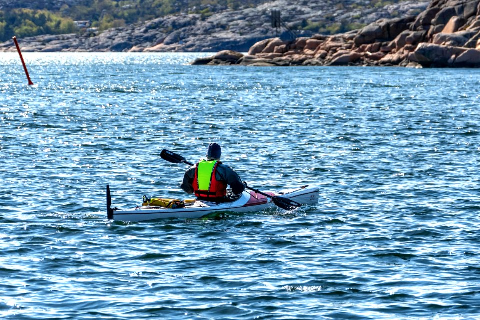 Kayaking in Brofjorden at Govik 3