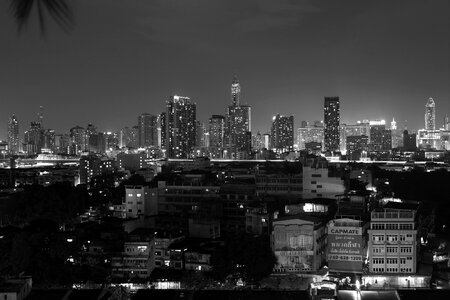 Bangkok wealth poverty