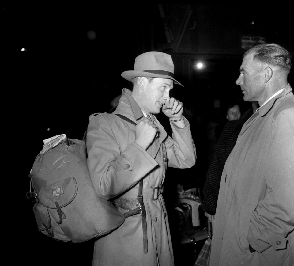 Kees Broekman terug op Centraal Station, Bestanddeelnr 904-8293