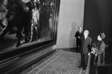 Keizer Hirohito en zijn echtgenote tijdens hun staatsbezoek op bezoek in het Ri…, Bestanddeelnr 925-0291