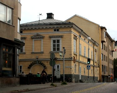 Kauppurienkatu 6 Oulu 20110807