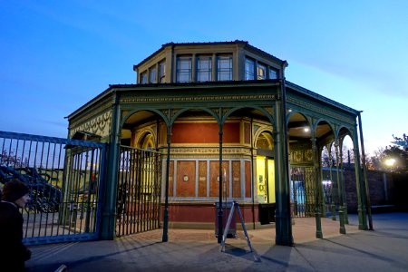 Kassenpavillon - Wilhelma Zoo - Stuttgart, Germany - DSC02581