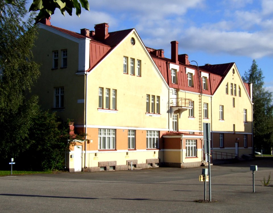 Kasarmintie 3 Oulu 20080803