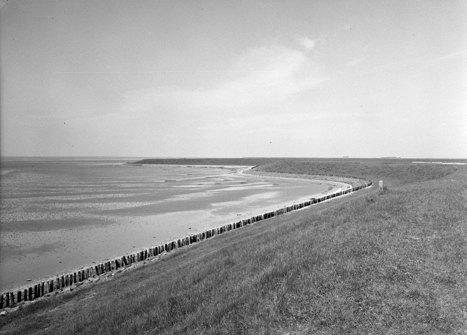 Karakteristieke landschappen, zeedijken, veekhoek, Sint Maartensdijk, Bestanddeelnr 164-0196