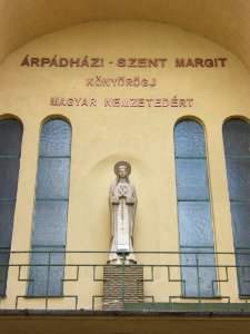 Kaposvár, Szent Margit-templom 03