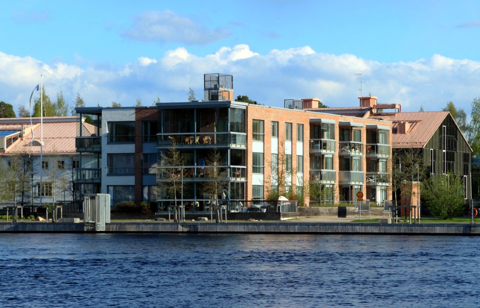 Kasarmintie 19 Oulu 20150527
