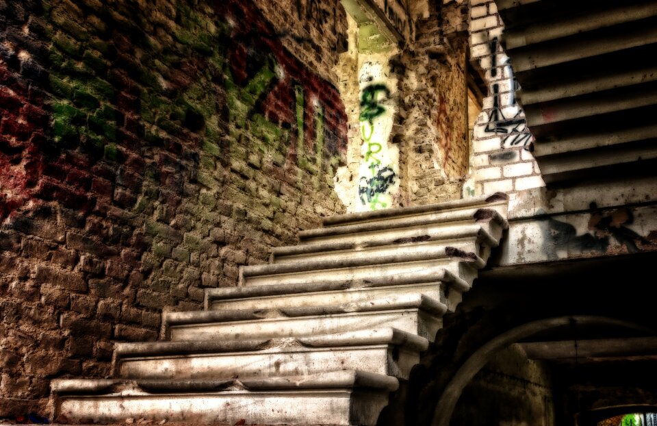 Ailing abandoned atmosphere