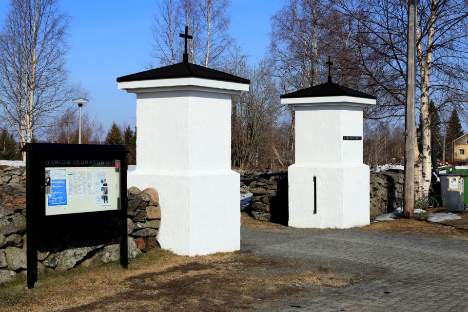 Karunki Church Gate Tornio 20190424 02