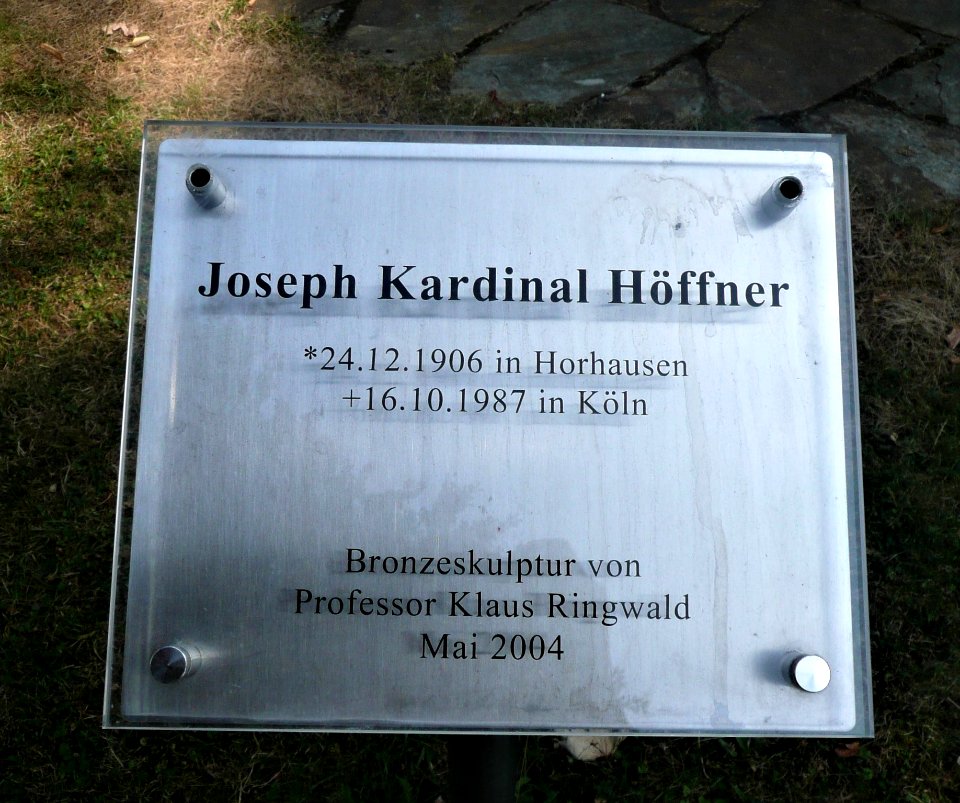 Kardinal-Höffner-Denkmal Horhausen (Info)