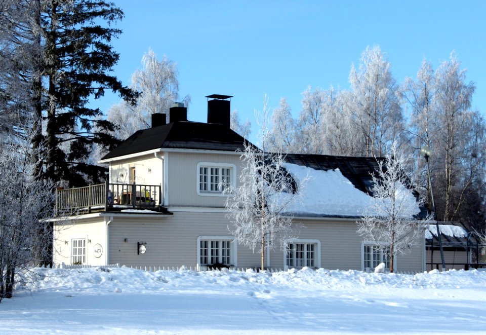 Kasarmintie 51 Oulu 20120401