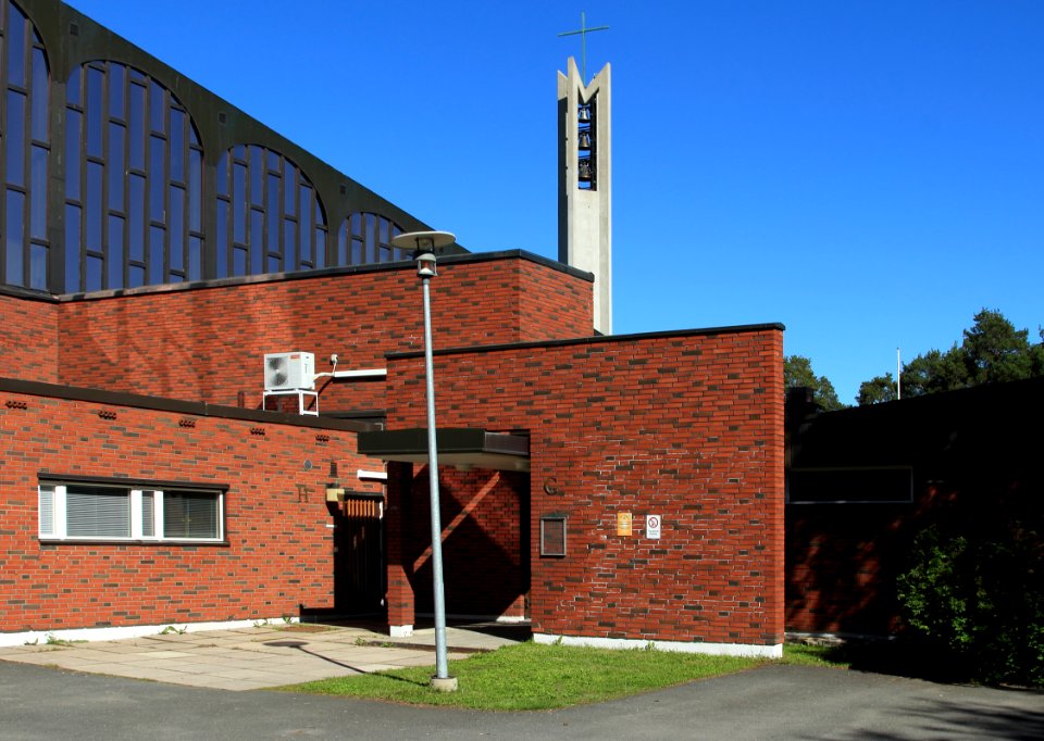 Karjasilta Church Oulu 20150701 02