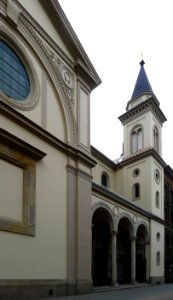 Katholisch-Apostolische Kirche (Berlin-Kreuzberg) Arkade mit Turm