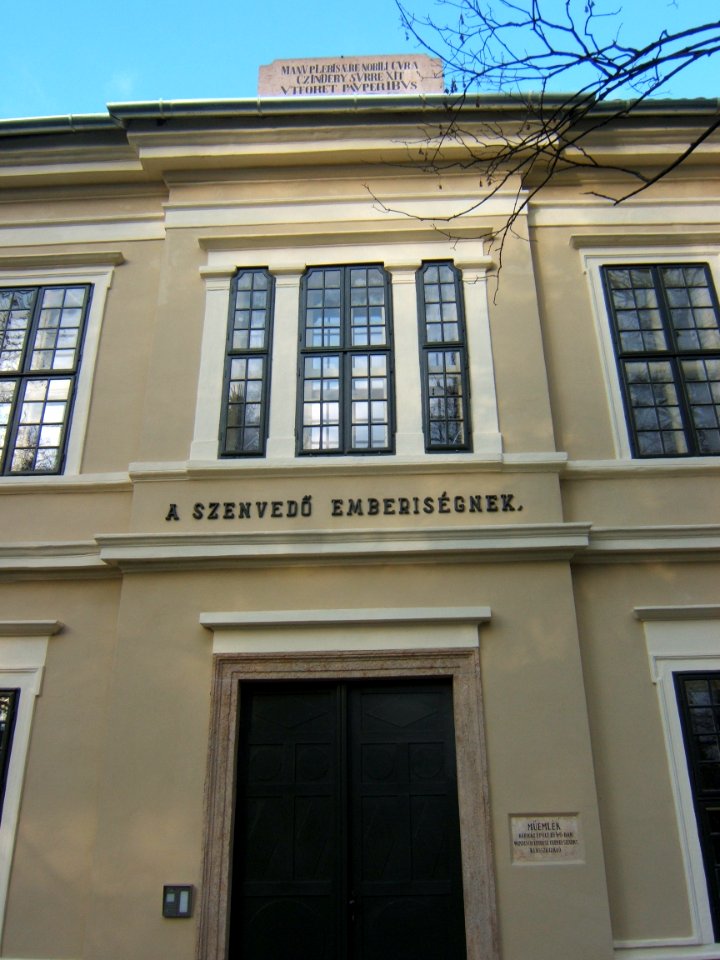 Kaposvár, a kórház egykori anyaépülete 05