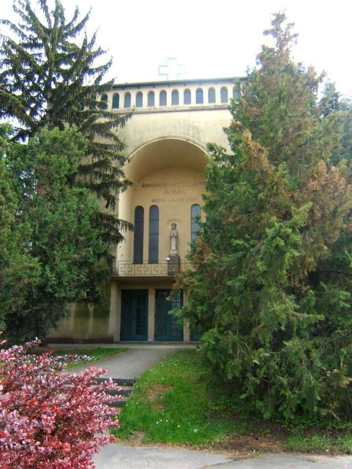 Kaposvár, Szent Margit-templom 02