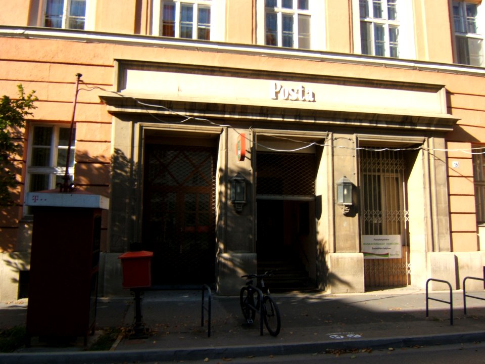 Kaposvár, Postapalota 03