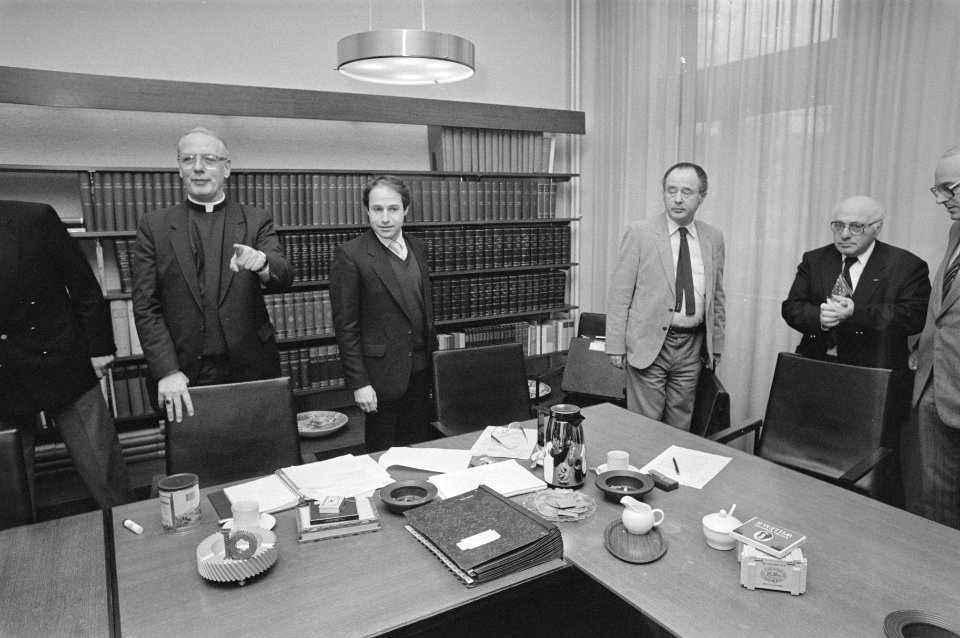 Katholieke kerk met 3 Joodse kerkgenootschappen over ontmoeting met de Paus bis, Bestanddeelnr 933-2216