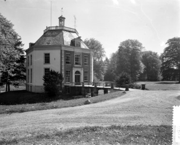Kasteel Drakenstein, dat door Prinses Beatrix is gekocht, Bestanddeelnr 910-3565