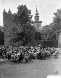 Kasteel Nijenrode Zwitsers Bondfeest Zie ook 52504 tot en met 07, Bestanddeelnr 905-2569