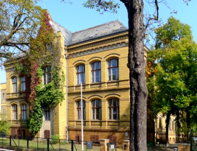 Kastanienstraße 6-8 (Berlin-Lichterfelde)