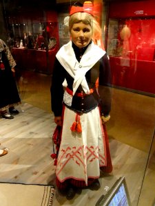 Karla, Saaremaa, 1902 - Finnic dress - Museum of Cultures (Helsinki) - DSC04779