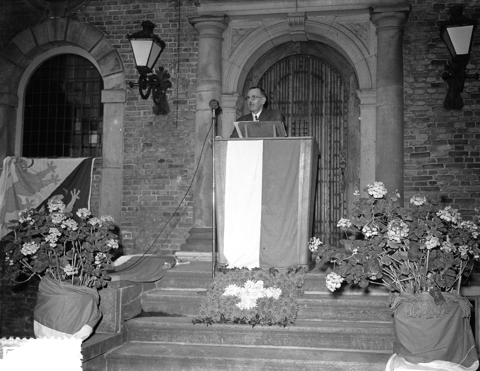 Kasteel Nijenrode Zwitserse club Bondsdest. 1952, Bestanddeelnr 905-2505