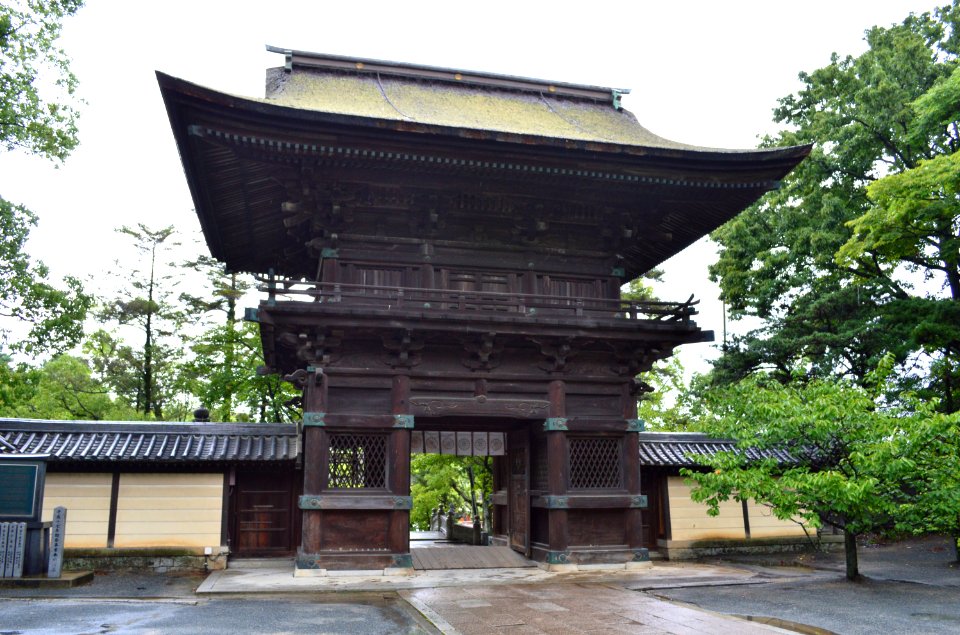Kashii-gu roumon