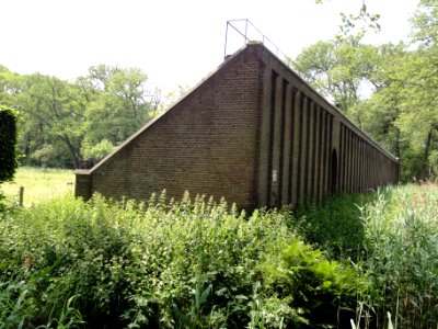 Kasteel Heeswijk Rijksmonument 511899 kas in moestuin (2)