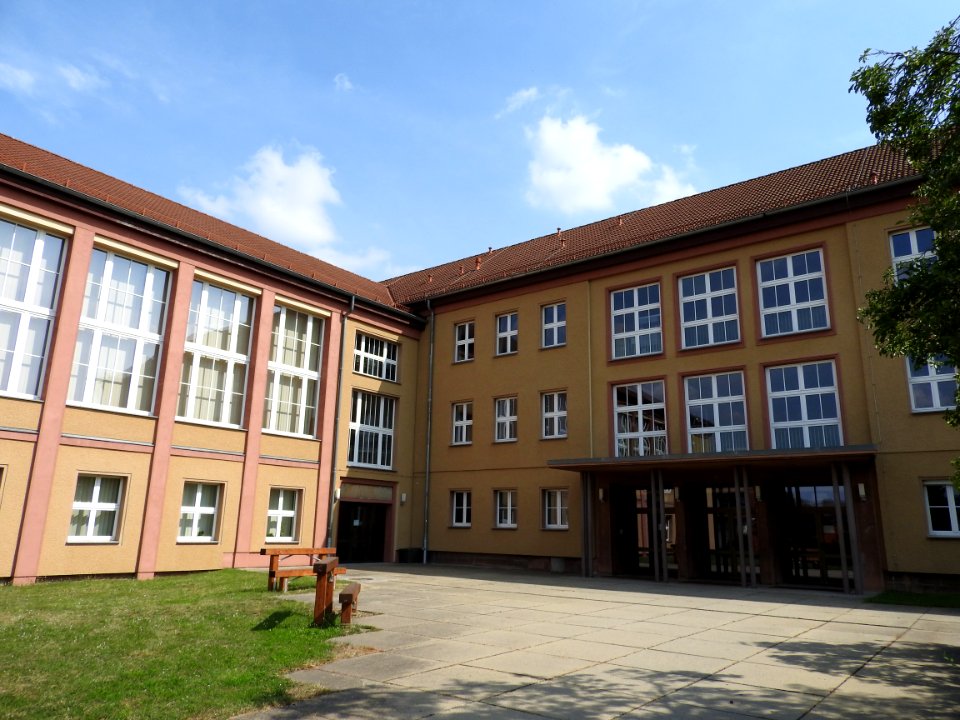 Karl-Theodor-Liebe school Gera 4