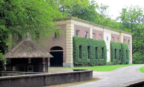 Kasteel Biljoen te Velp, koetshuis