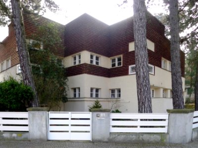 Karolingerplatz 5-5A (Berlin-Westend)