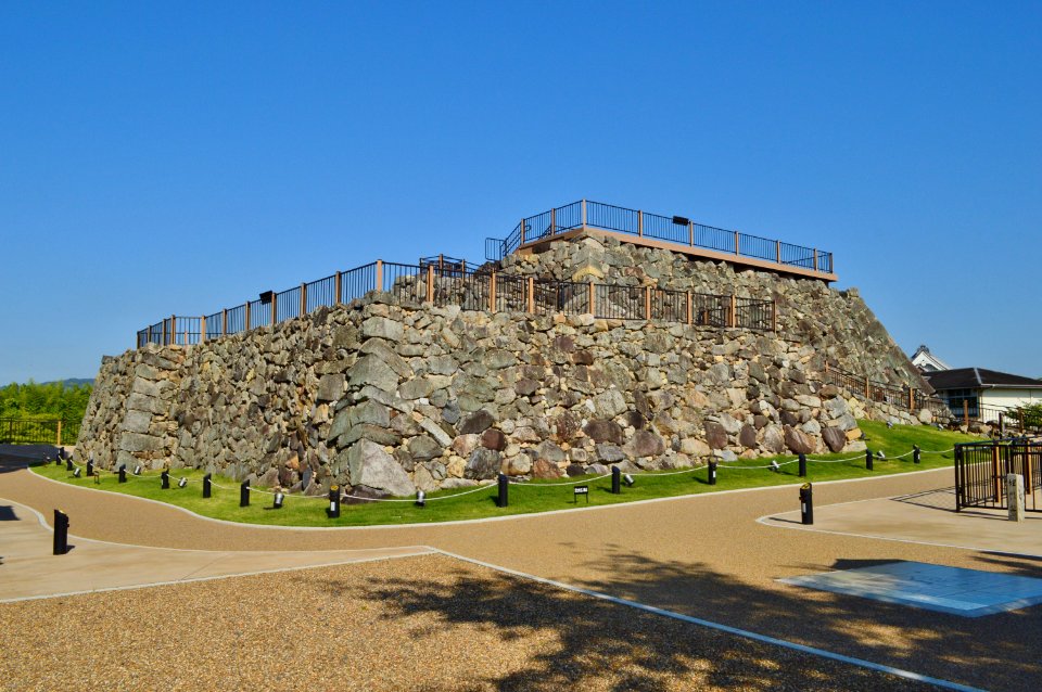 Koriyama Castle (Yamato), Tenshudai