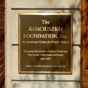 Kosciuszko Foundation 15 E65 St plaque jeh