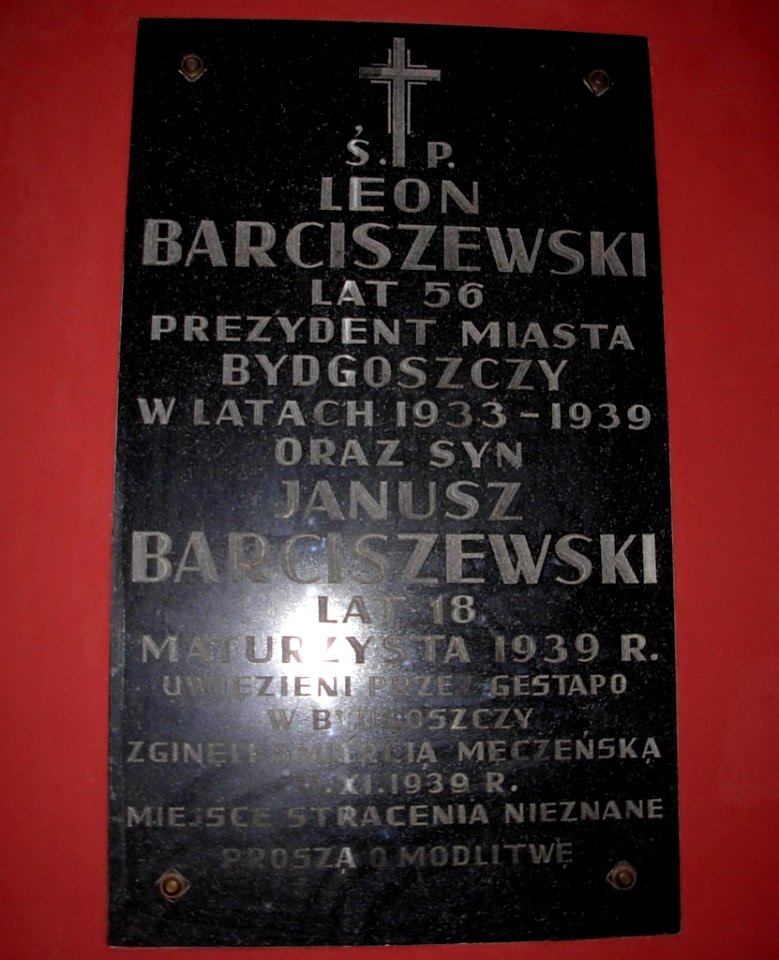 Katedra bydgoska - tablica ku czci Leona Barciszewskiego