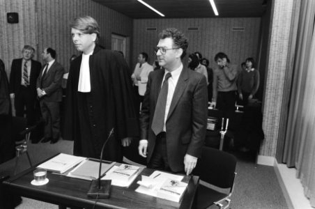 Kort geding voor Adamse rechtbank van econoom prof Heertje tegen de VARA naar aa, Bestanddeelnr 932-0602