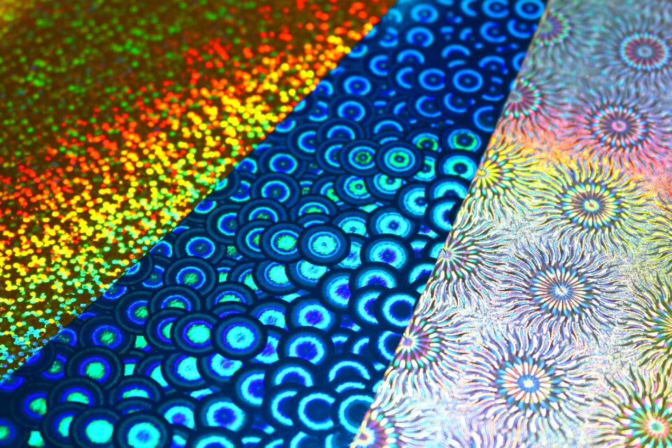 Paper hologram rainbow