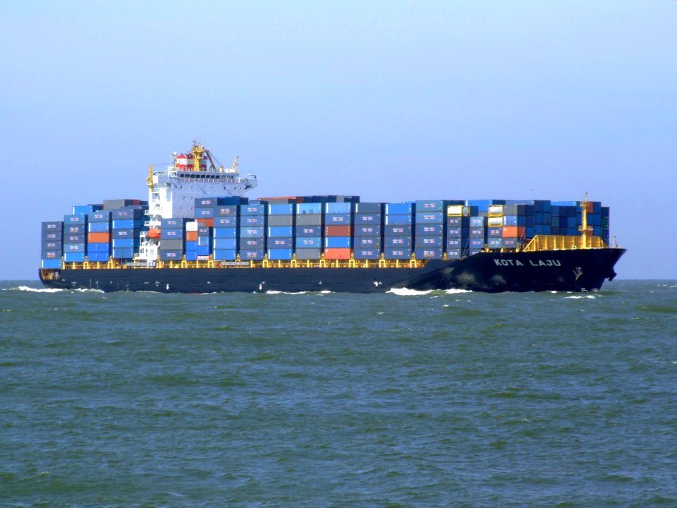 Kota Laju p02 approaching Port of Rotterdam, Holland 19-Apr-2007
