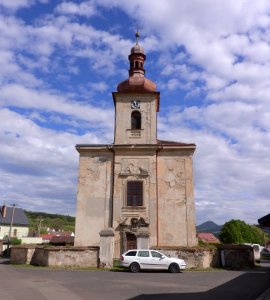 Kostel svatého Petra a Pavla, Křemýž, zadní vchod